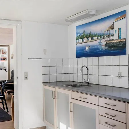 6736-allinge-thorkildsvej-8 بيت للعطل