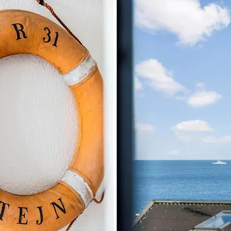 6736-allinge-thorkildsvej-8 بيت للعطل *