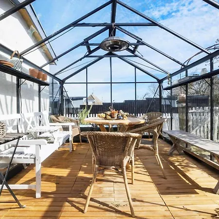 6736-allinge-thorkildsvej-8 بيت للعطل